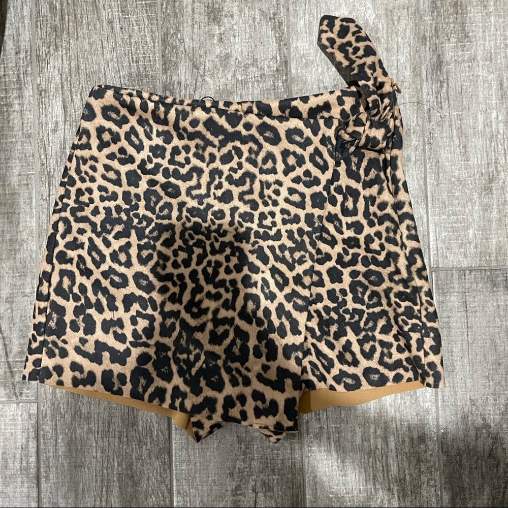 Zara Leopard wrap shorts